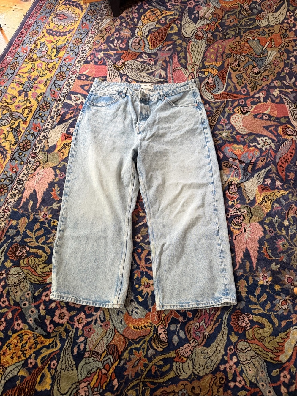 Free People Light Wash Cropped Deep Trance size 33